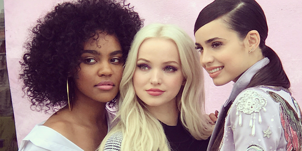 China Anne McClain Unboxes Her First 'Descendants 2′ Uma Doll & It's The  Cutest Thing Ever!, China McClain, Dove Cameron, Sofia Carson