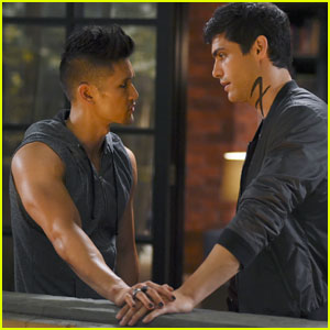 Shadowhunters' Harry Shum Jr. Says #Malec Still Have Trust Issues (Interview)