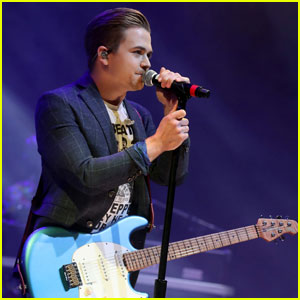 Hunter Hayes' Mom Was a Driver's Ed Instructor!