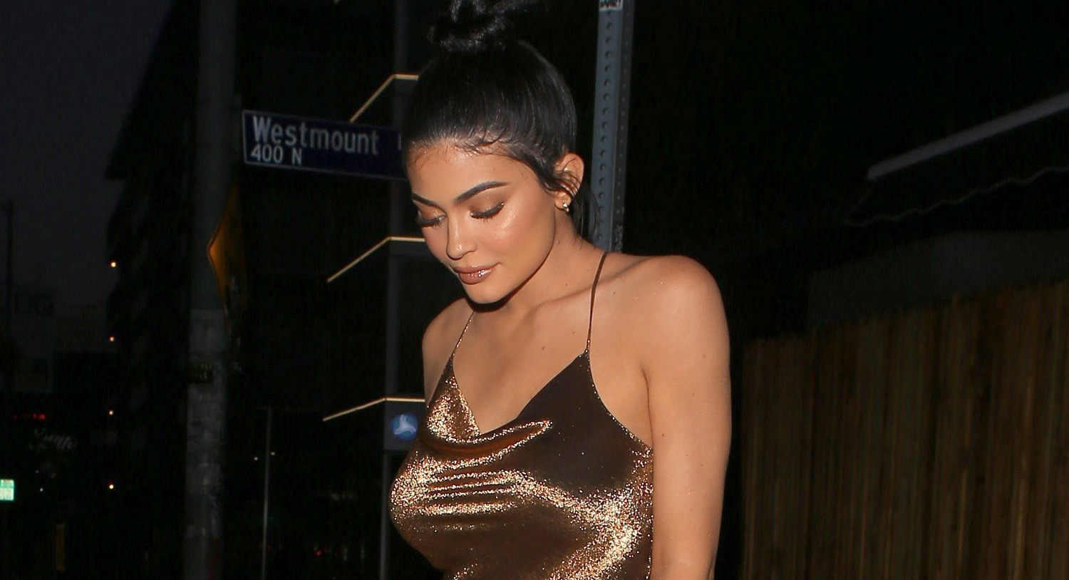 Kylie Jenner Is a Golden Goddess in Shimmering Gown! - Just Jared Jr.