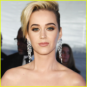 Katy Perry Shatters Records With This Major Twitter Milestone