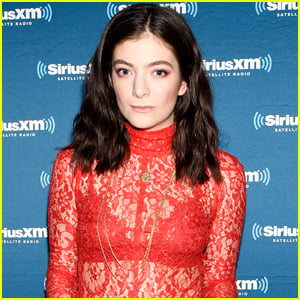 Lorde Reveals Her Song 'The Louvre' Is All About The Magic of a Crush