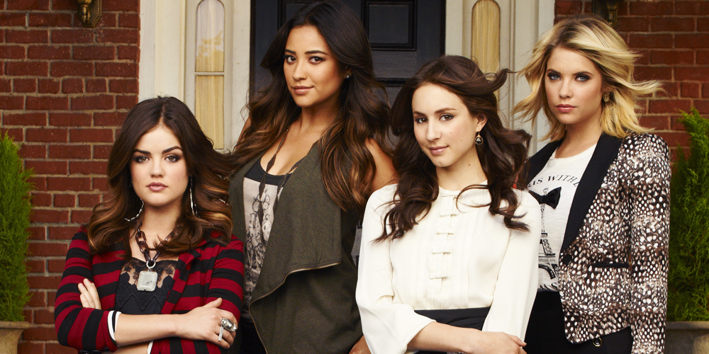 ‘pretty Little Liars’ Changed Their Entire Class Setting For The Tv 