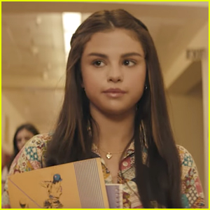 Selena Gomez Recreates This Iconic Instagram in Her 'Bad Liar' Music Video