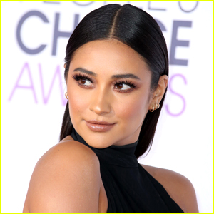 Shay Mitchell Loves Wearing One-Piece Swimsuits For The Most Relatable Reason Ever