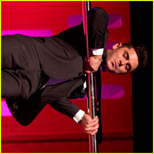 Zac Efron Makes Hanging Onto a Pole Look So Easy (Video)