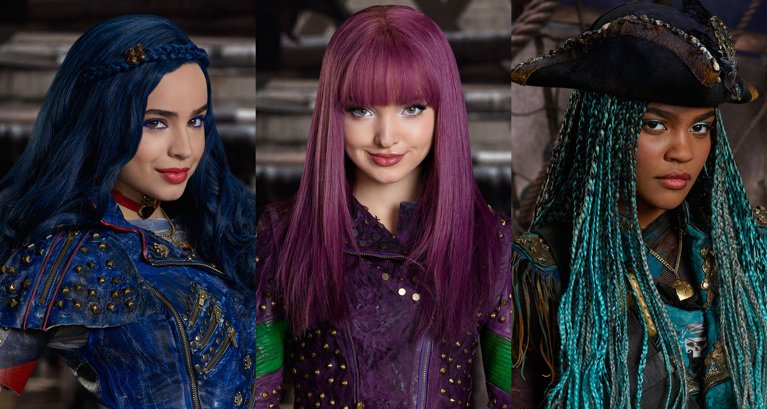 China Anne McClain Unboxes Her First 'Descendants 2′ Uma Doll & It's The  Cutest Thing Ever!, China McClain, Dove Cameron, Sofia Carson