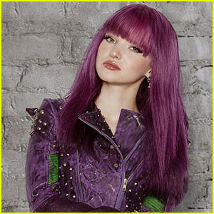 Dove Cameron Gives a Shout Out to the Real Star of 'Descendants 2'
