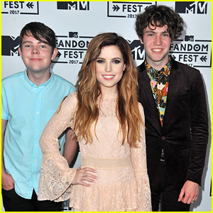 Echosmith Performs 'Goodbye' For The First Time at MTV Fandom Awards 2017