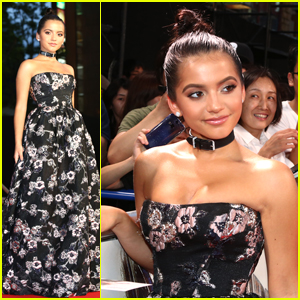 Isabela Moner Wears Black Collar With Her Floral Gown at 'Transformers' Japan Premiere
