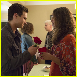 '13 Reasons Why' Fans Are Calling Out The Show For Romanticizing Jessica & Justin's Relationship