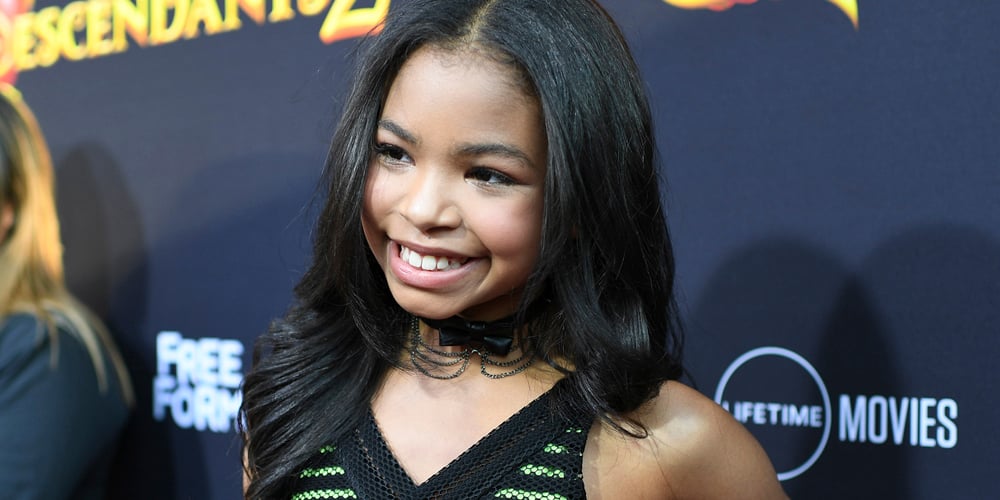 ‘Raven’s Home’ Star Navia Robinson Shines at ‘Descendants 2’ Premiere