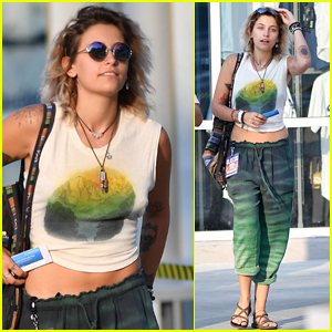 Paris Jackson Spends the Night at a Music Fest with Friends