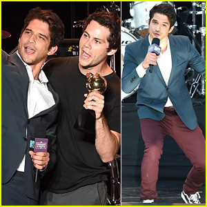 Tyler Posey, Dylan O'Brien, & 'Teen Wolf' Cast Accept MTV's Fandom Icon Award!