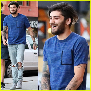 Zayn Malik Reveals He Slept on the Floor for Six Months After Moving to LA (Video)