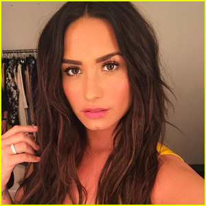 Demi Lovato Posts Pic Exposing Midriff: 'I Rarely Post Pics With My Belly Button'