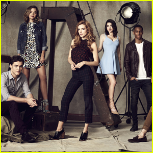 'Famous In Love' Renewed For Season 2 By Freeform!