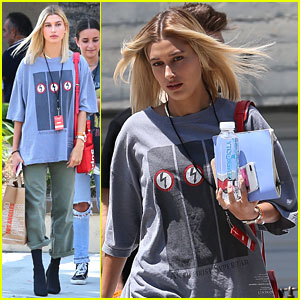 Hailey Baldwin Had an 'Awesome Day' at Zoe Church Conference