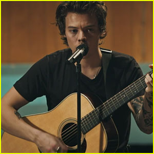 Harry Styles Debuts Live Studio 'Two Ghosts' Video - Watch Here!