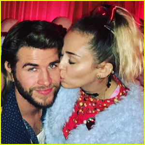 Miley Cyrus Really Misses Liam Hemsworth - Read Her New Messages!