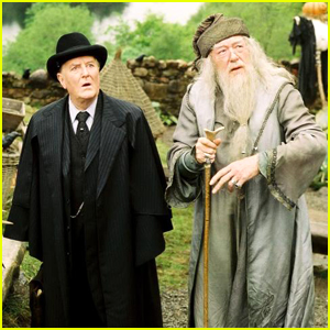 'Harry Potter' Fans Pay Tribute To Robert Hardy aka Cornelius Fudge After His Death
