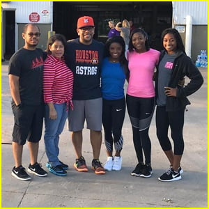 Simone Biles & Her Family Give Back To Houston By Volunteering at a Hurricane Harvey Relief Shelter