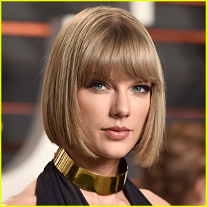 Taylor Swift Returns to Social Media to Post Snake Video, Fans Think New Music Is Coming!