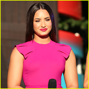 Demi Lovato Faces Off With a Lovatic in Demi Lovato Trivia - Watch!