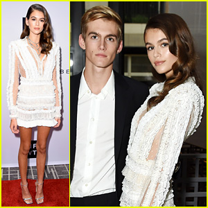 Kaia & Presley Gerber Are Black & White Bombshells at Daily Front Row Awards