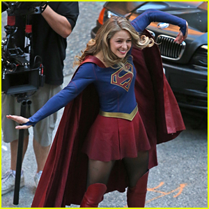 Melissa Benoist Breaks Out Into a Silly Dance on 'Supergirl' Set