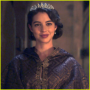 Adelaide Kane Previews Drizella's 'Sibling Rivalry' with Anastasia on 'Once Upon a Time'