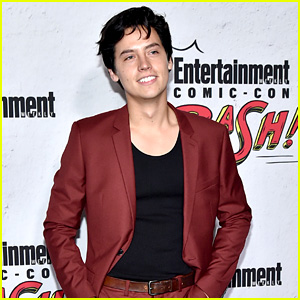 Cole Sprouse Explains How You Can Recognize a Hufflepuff