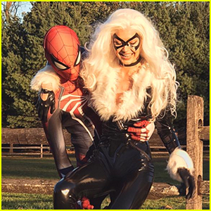 Gigi Hadid & Zayn Malik are Black Cat & Spider-Man for Halloween!