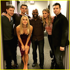 The Mikaelsons Reunite For Family Pic on 'Originals' Set