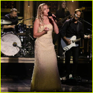 Miley Cyrus Performs 'The Climb' for First Time in Years on 'Fallon' - Watch Here!