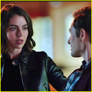 Adelaide Kane's Ivy Might Be Putting the Moves on Henry on 'Once Upon A Time'