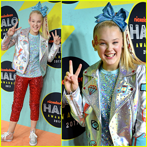 Jojo Siwa is All About the Sequins at the Nickelodeon Halo Awards 2017!