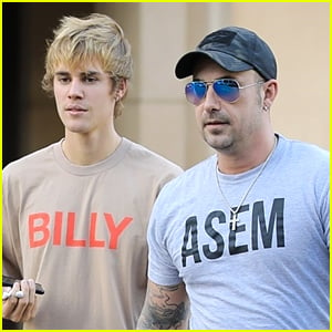 Justin Bieber Grabs Lunch with His Dad!