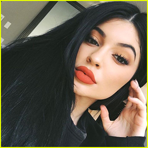 Kylie Jenner Teases Naughty & Nice Holiday Palettes & You Will Want Them Both!