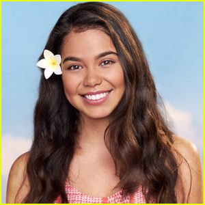 Moana's Auli'i Cravalho Will Reprise Her Role in Hawaiian Language Version of Film