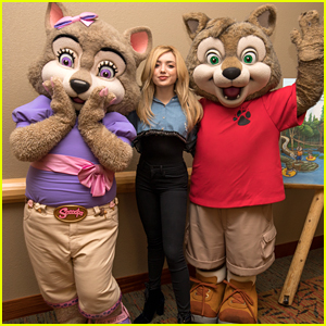 Peyton List Reads Night Time Story at Great Wolf Lodge Southern California