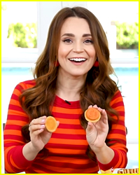 Rosanna Pansino & iJustine Actually Tried All The PSL Snacks