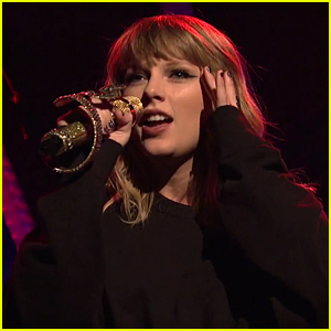 Taylor Swift Slays First Performance of '...Ready for It?' on 'SNL' (Video)