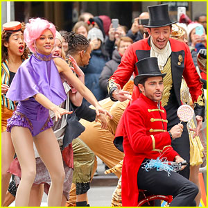 Zac Efron & Zendaya Promote 'The Greatest Showman' in Costume!