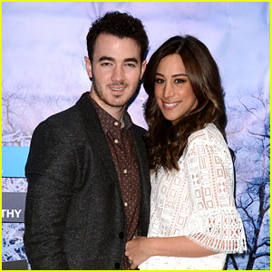 Kevin Jonas Pens Sweet Note For 8 Year Anniversary With Wife Danielle