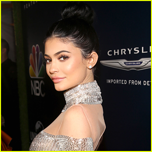 Kylie Jenner Shows Off Her Christmas Tree on Instagram - See the Gorgeous Photo!