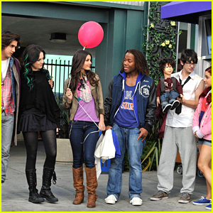 'Victorious's Fictional High School Hollywood Arts Was Torn Down!