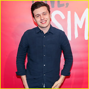 Nick Robinson Watches 'Love, Simon' for First Time with an Audience at Just Jared's Screening!