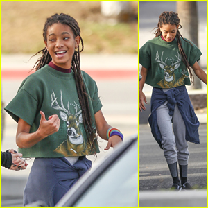 Willow Smith Looks Happy & Fashionable While Hanging With Friends!