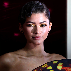 Zendaya Gives Back To Her Mom's Old School System with Verizon